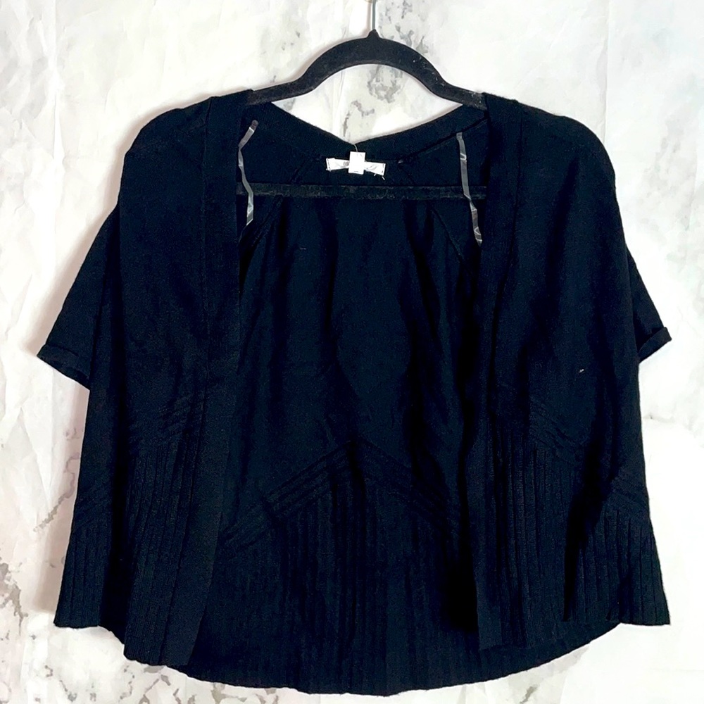 NWT 89th and Madison flowy navy top